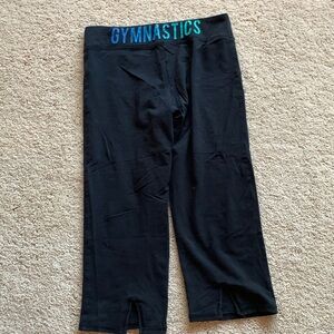 Black crop Capri pants Old Navy Gymnastics stretchy